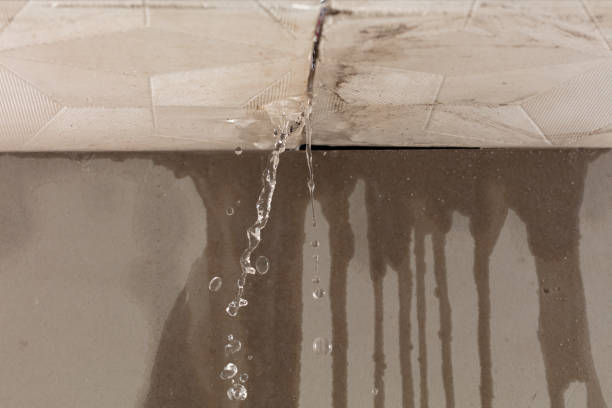 Professional Flood Damage Cleanup technician working in Olin, NC